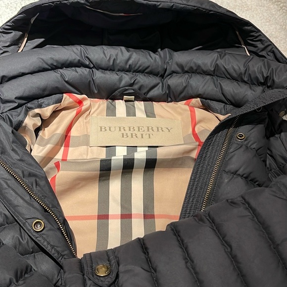 Authentic Burberry Brit down jacket size SP - Picture 3 of 10